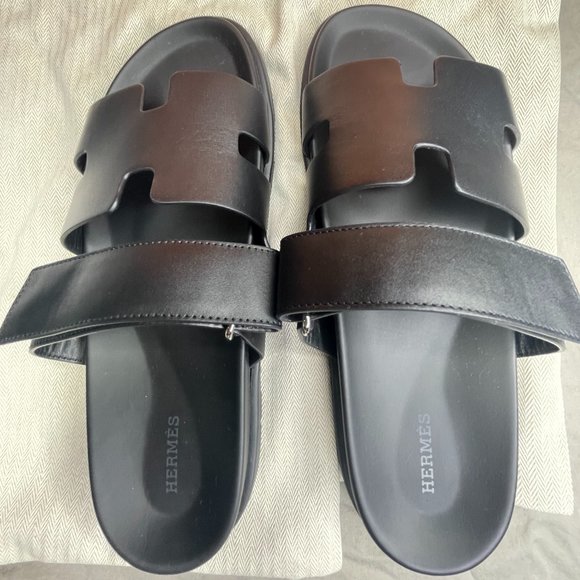 Coveted Hermès Brand New, Unworn Men\'s Chypre sandals - Black - Size 43.5 main image 9